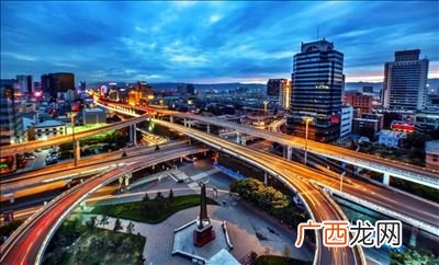 呼和浩特属于哪里,内蒙古呼和浩特在黑龙江省哪个方向？