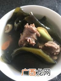 海带炖鸡汤的做法,海带椰子鸡汤的做法？