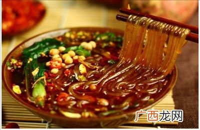 嗨吃家酸辣粉怎么泡,嗨吃家酸辣粉的粉正宗吗，有没有方法来鉴别？