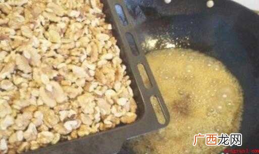 琥珀核桃仁的做法步骤是什么