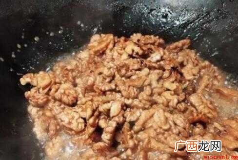 琥珀核桃仁的做法步骤是什么