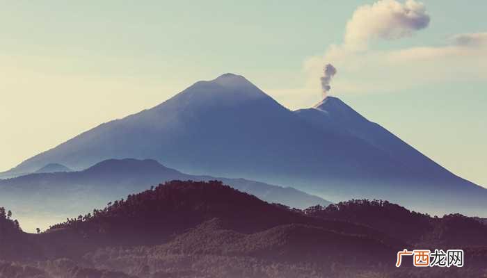 梦见火山爆发逃跑是什么意思