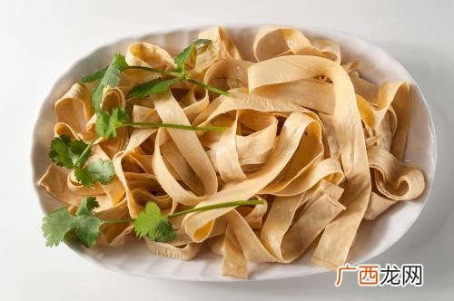 干的油豆皮怎么吃,油豆皮的神仙吃法？