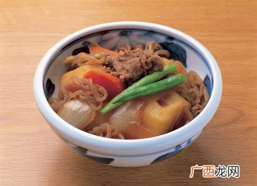 土豆炖猪肉多长时间合适,铁锅炖肉多长时间？
