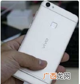 手机为什么充不进去电,手机电池没问题为什么充不进去电？
