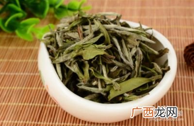 白茶为什么叫白茶,白茶是白色的吗?为什么要叫白茶啊?