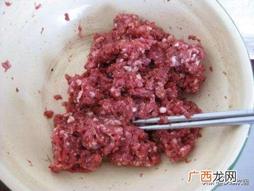 猪肉泥怎么做比较嫩,肉馅怎么做才嫩滑？