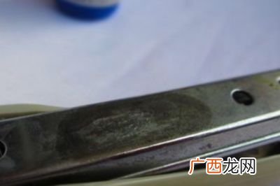 502能粘金属吗,502能黏住铁吗？