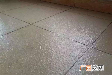 地上潮湿什么办法能快速干,仓库地面防潮，有什么好的方法？