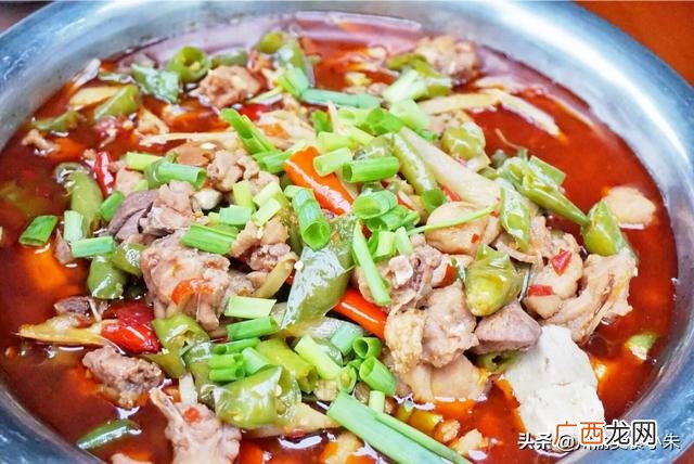 鲜锅兔的特点是什么,哪里的鲜锅兔出名,好吃吗?