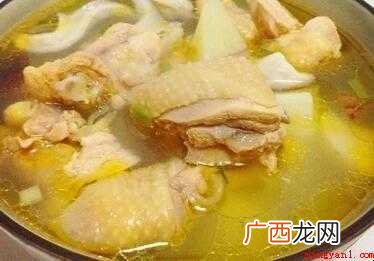 鸡汤怎样炖才好喝而不油腻