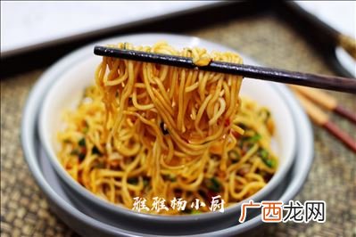 简单香辣面做法,炒香辣面鹤壁的做法？