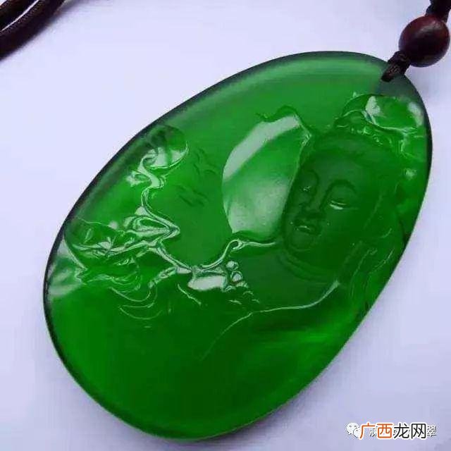 翡翠怎么鉴定真假,谁知道怎么鉴定翡翠的真假？