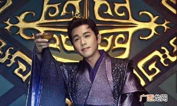 权力巅峰刘小飞大结局,官途续集刘小飞的书名叫什么？
