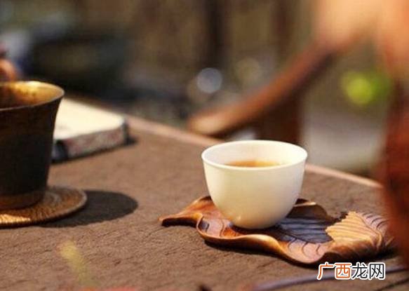 茶叶水能浇花吗,茶叶水发酵多久可以浇花？