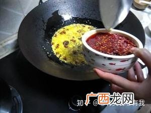 自制火锅底料要用什么材料,火锅底料搭配？