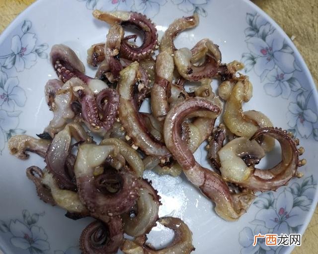 如何炒鱿鱼须,炒鱼须的家常做法？