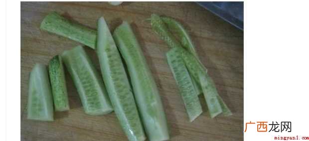 煎饼果子怎样做【图文】 煎饼果子怎样做