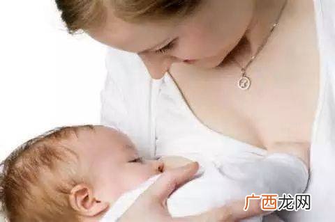 新生儿可以喝水吗,新生儿多久可以喝水？