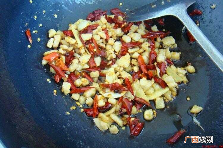 麻辣鸡怎么炒