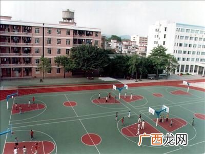 广东省经济贸易职业技术学校,华澳商贸技术学院是哪里的？