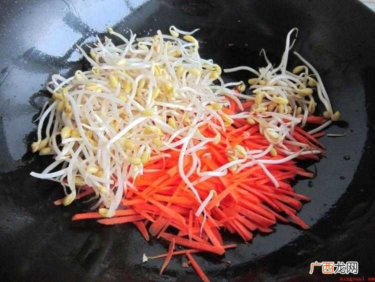 豆芽炒肉怎么做好吃