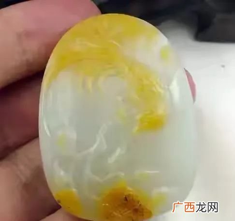 和田玉什么颜色最好,和田玉青黄色好吗？