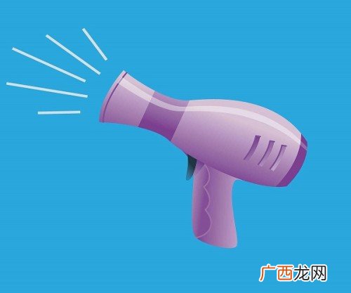 吹风机吹头发有危害吗,吹风机吹头发到底好不好？