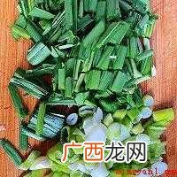 炒鸭血怎么做好吃