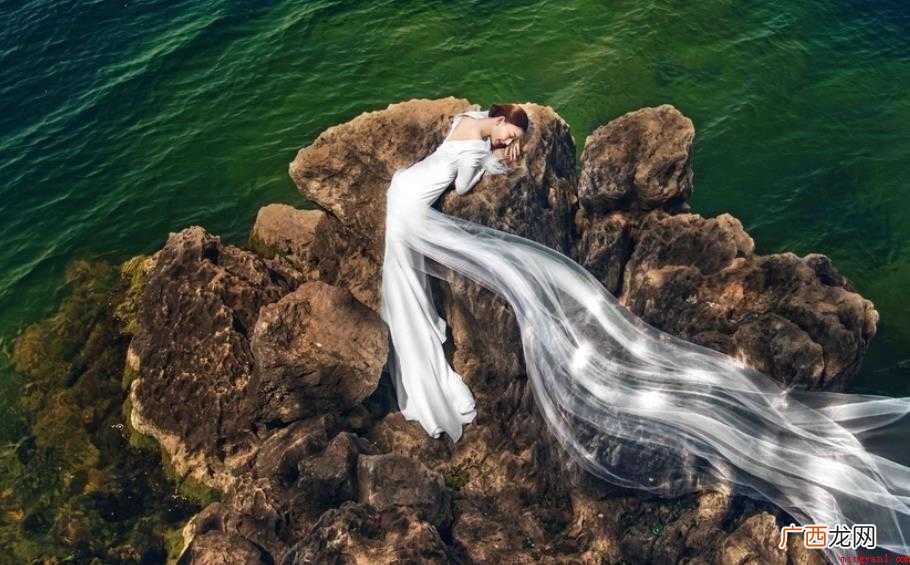 情深似海是什么意思 感兴趣的网友们 情深似海是什么意思