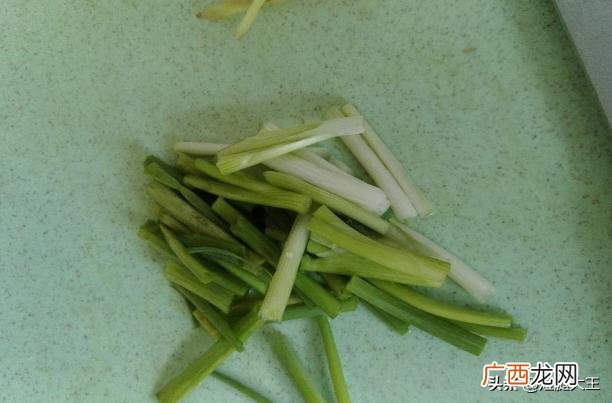 清蒸鳕鱼的家常做法,清蒸鳕鱼怎么做好吃？