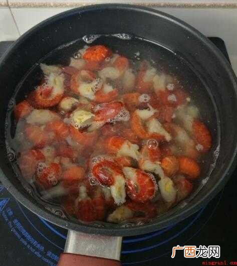 怎么炒虾尾好吃