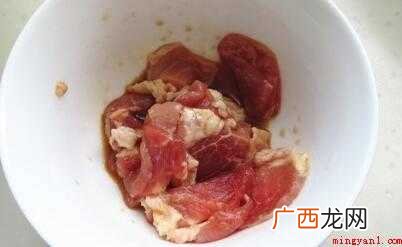 莴苣炒肉怎么炒