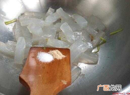怎么炒焖子