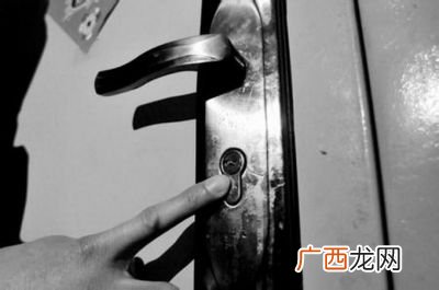 如何堵锁眼,如何堵锁眼，挂锁？