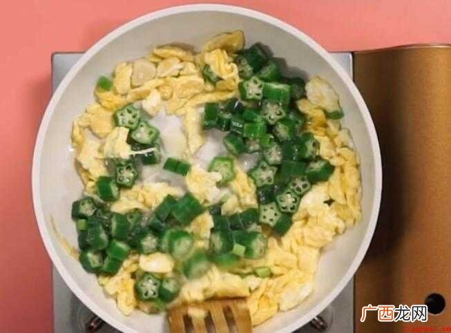 秋葵炒鸡蛋怎么炒