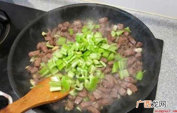牛肉粒怎么炒