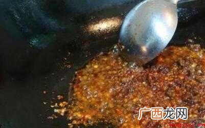 鸡腿怎么炒好吃
