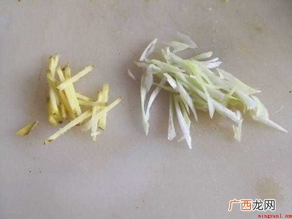 炒墨鱼怎么做好吃