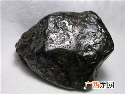 陨石有什么作用和功效,陨石收藏的用途？
