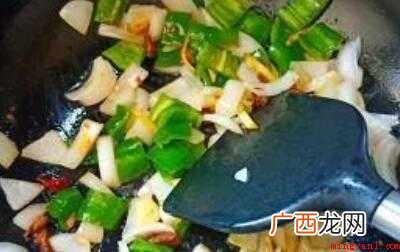 扇贝肉、洋葱、青椒、蒜头 怎么炒扇贝肉