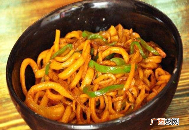 炒面粉怎么做好吃炒面粉的吃法,糊汤面的面怎么炒？