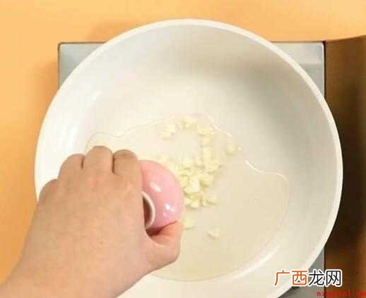 西蓝花维他命C含量比辣椒高 素炒西兰花怎么炒
