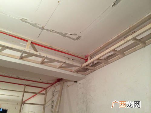 吊顶反支撑做法,集成吊顶反向支撑做法？