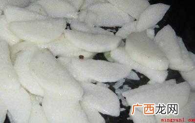 古怀庆产的怀山药为最好,材质牢靠,粉足雪白 怎么炒山药片