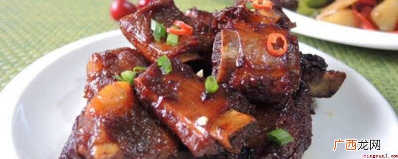 冰糖炒糖色不但色调红亮口味要比白砂糖好 排骨怎么炒好吃