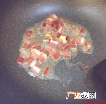 饵丝、豌豆尖、酱油、拓东甜 饵丝怎么炒