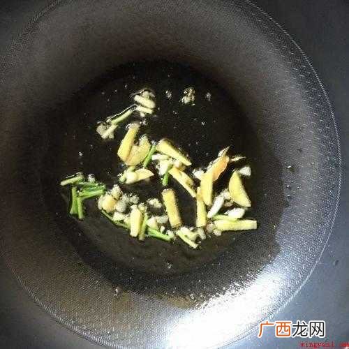鸡蛋营养成分详细介绍 宝宝服用蛋类食品 熟鸡蛋怎么炒