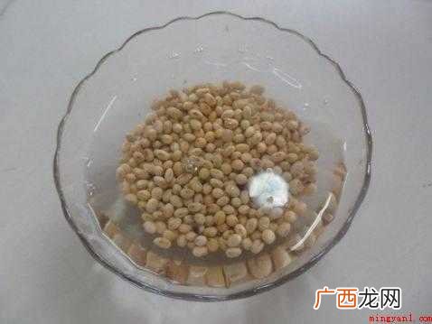 炒豆的做法,简单又好吃 怎么炒豆子