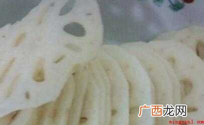 小米椒,青椒,蒜,腊八豆,孜然,辣椒油,生抽 炒藕片怎么做